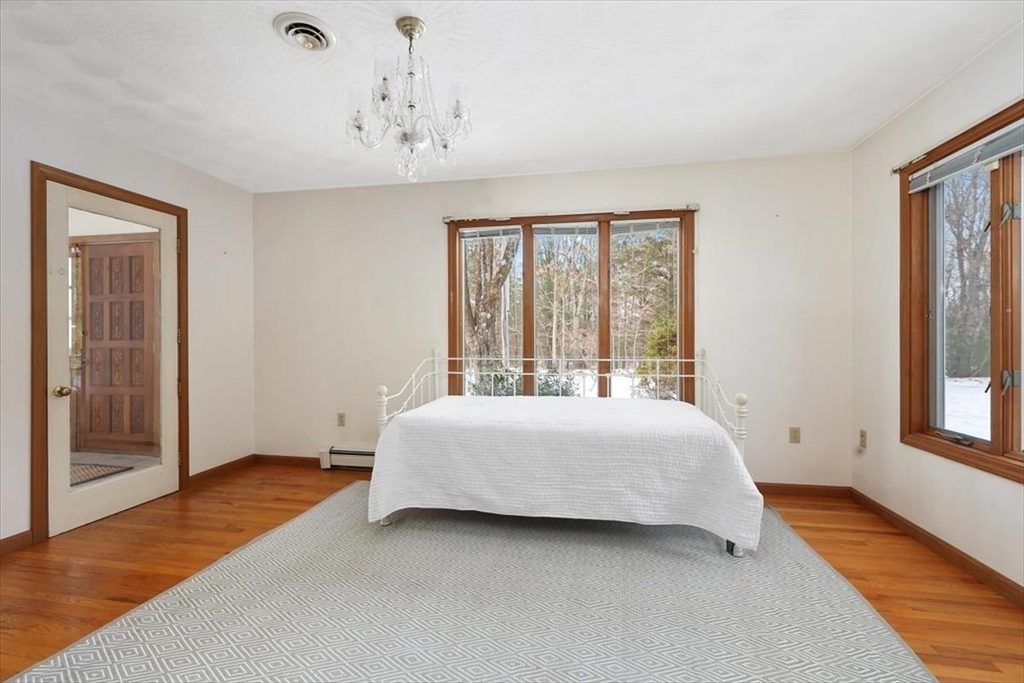 21 South Bradford Road Hingham, MA 02043 - Photo 14 of 37