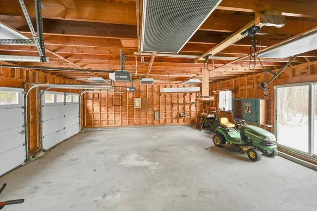 $899,900 | 21 South Bradford Road, Hingham, MA 02043