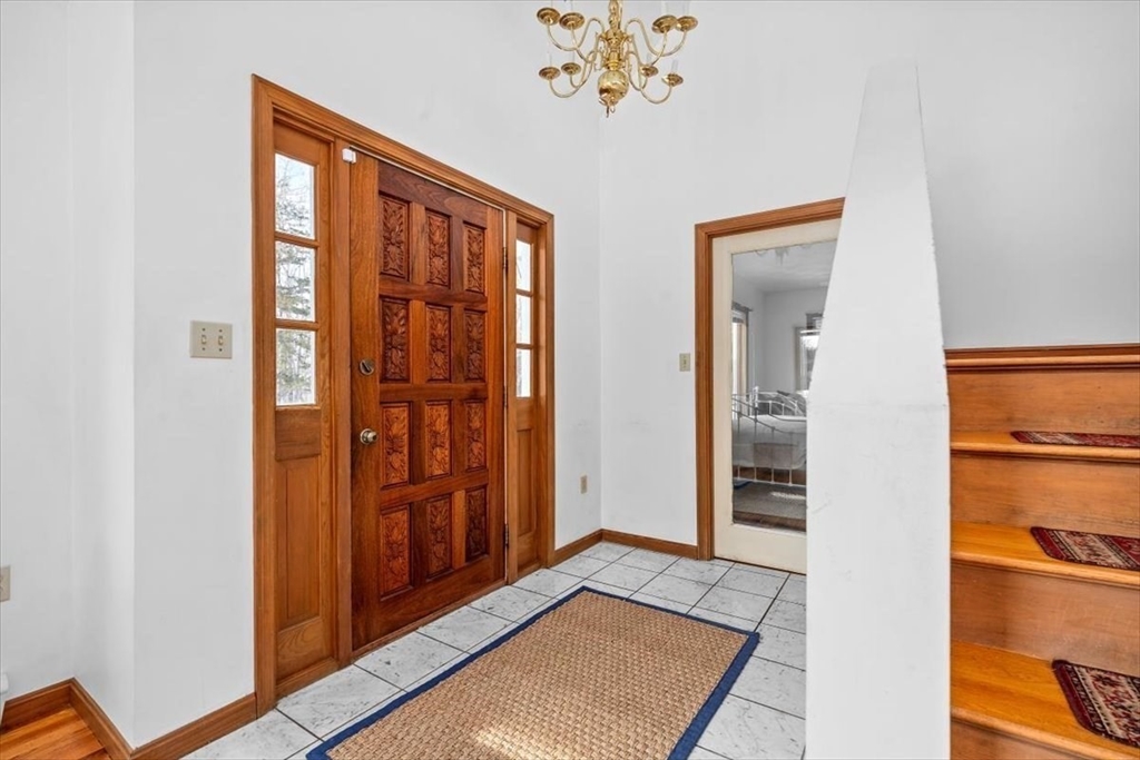 21 South Bradford Road Hingham, MA 02043 - Photo 3 of 37