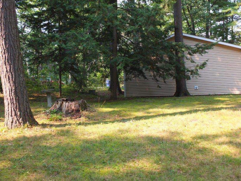 454 High Lake Road Traverse City, MI 49696 - Photo 6 of 24 1805683-5.JPG