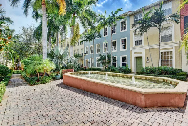 a view of house with swimming pool