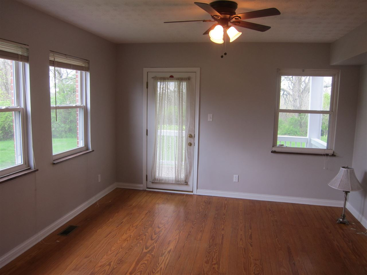 3607 Wolf Road Latonia, KY 41015 - Photo 8 of 30 Gallery Image 8
