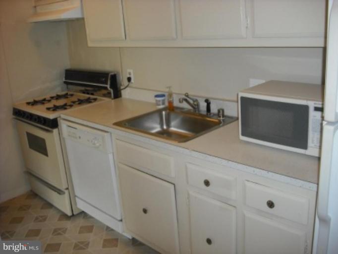 3820 Bel Pre Road, Unit 3 Silver Spring, MD 20906 - Photo 3 of 9 Kitchen