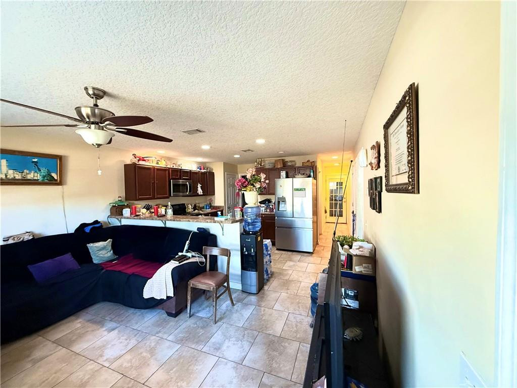 387 Burton Street Nahunta, GA 31553 - Photo 7 of 30 Living Room unit A