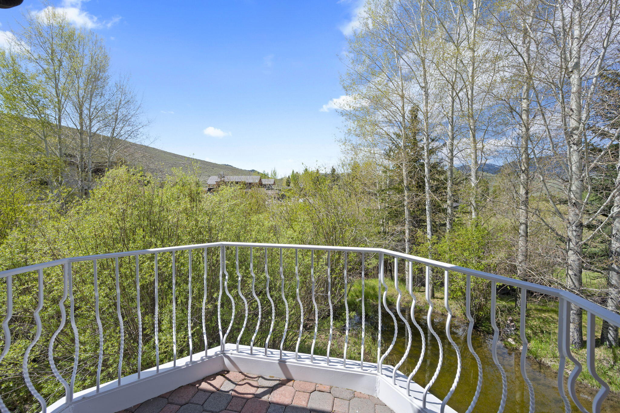 702-704 Morning Star Road Sun Valley, ID 83353 - Photo 25 of 30 Balconies off bedrooms
