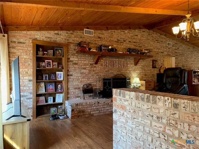 $424,900 | 769 County Road 4804, Copperas Cove, TX 76522