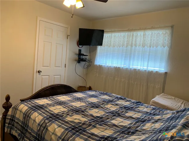 $424,900 | 769 County Road 4804, Copperas Cove, TX 76522