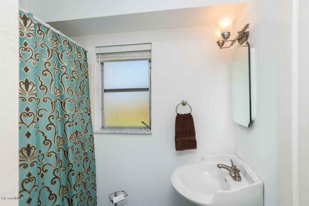 142 Atlantic Avenue Indialantic, FL 32903 - Photo 10 of 17 10