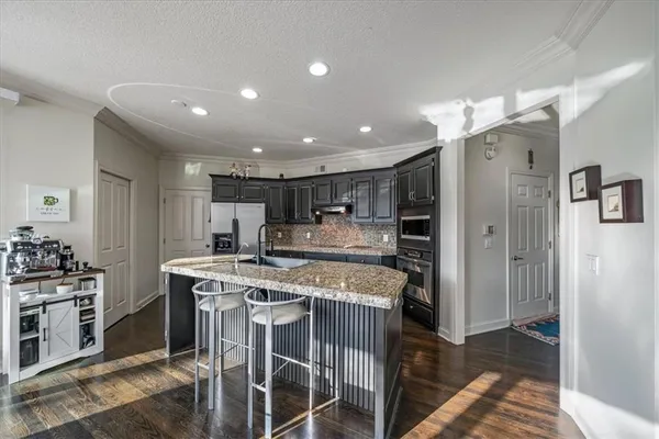 $880,000 | 12711 Woodson Street, Overland Park, KS 66209