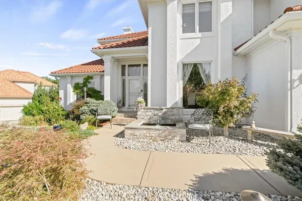 $880,000 | 12711 Woodson Street, Overland Park, KS 66209