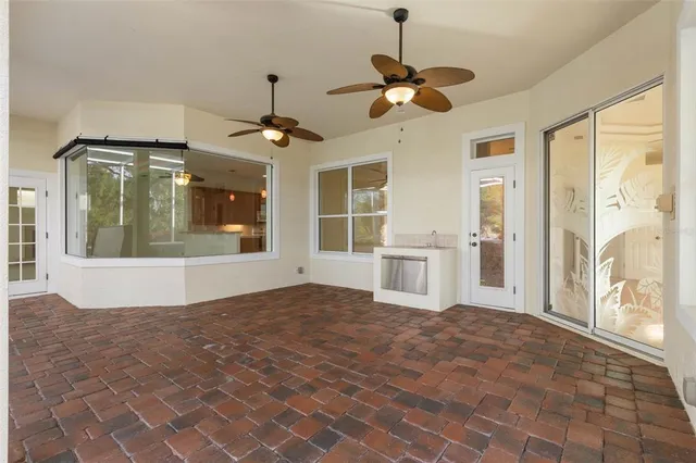 $650,000 | 10 Heron Drive, Palm Coast, FL 32137