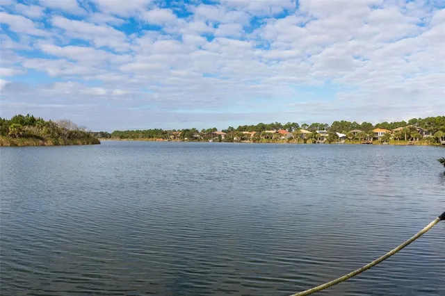 $650,000 | 10 Heron Drive, Palm Coast, FL 32137