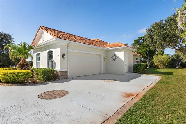$650,000 | 10 Heron Drive, Palm Coast, FL 32137