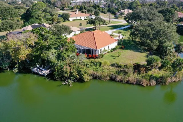 $650,000 | 10 Heron Drive, Palm Coast, FL 32137