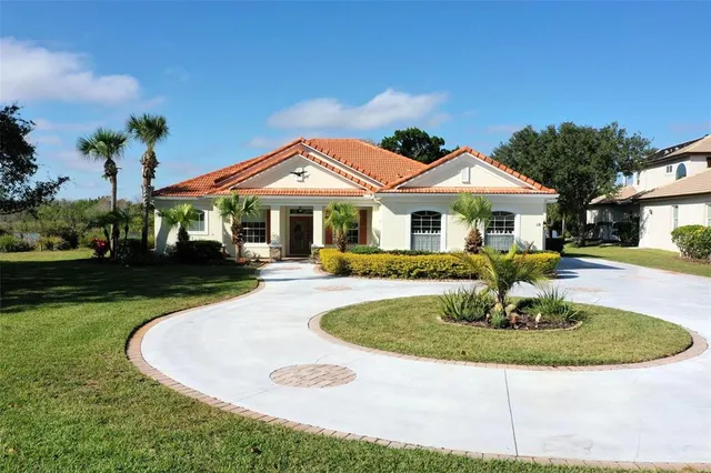 $650,000 | 10 Heron Drive, Palm Coast, FL 32137