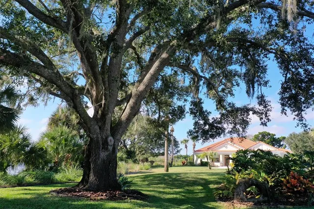 $650,000 | 10 Heron Drive, Palm Coast, FL 32137