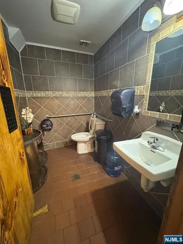 $820,000 | 237 Haledon Avenue, Haledon, NJ 07508