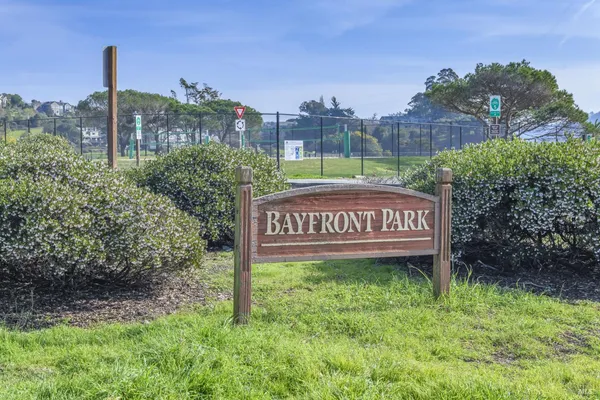 $1,095,000 | 115 Eucalyptus Knoll Street, Mill Valley, CA 94941