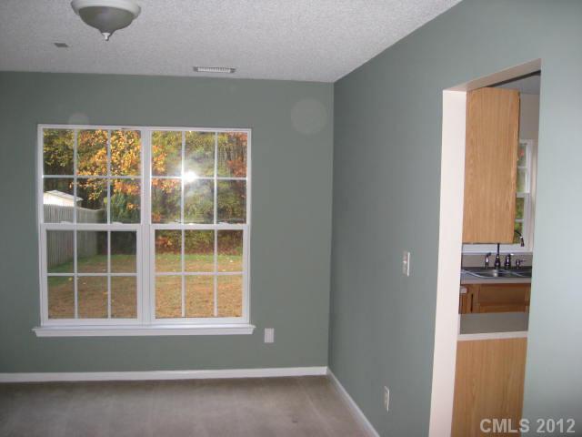 1610 Summit Ridge Lane Kannapolis, NC 28083 - Photo 5 of 13 Gallery Image 5