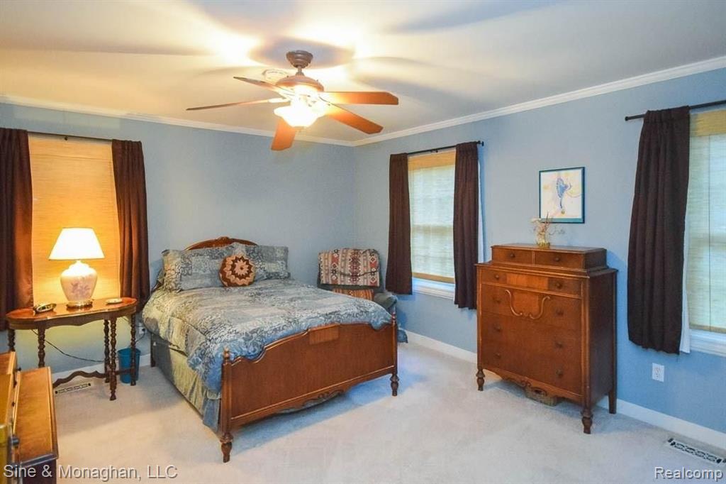 28362 Forestbrook Drive Farmington Hills, MI 48334 - Photo 33 of 38