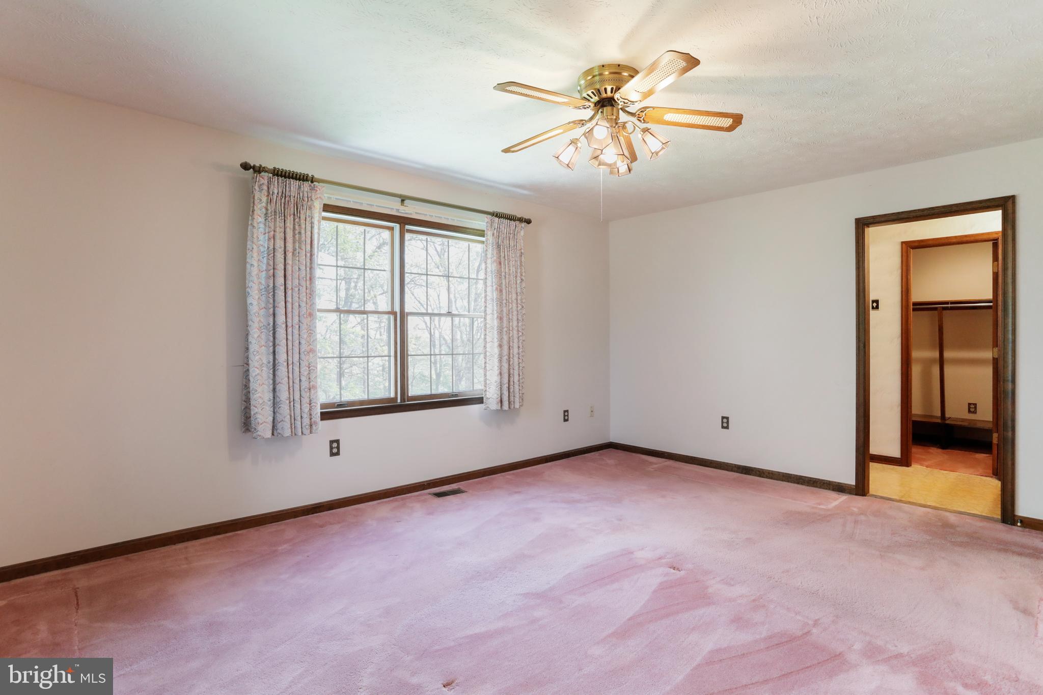 144 Gloucester Road Front Royal, VA 22630 - Photo 23 of 58 Primary Bedroom