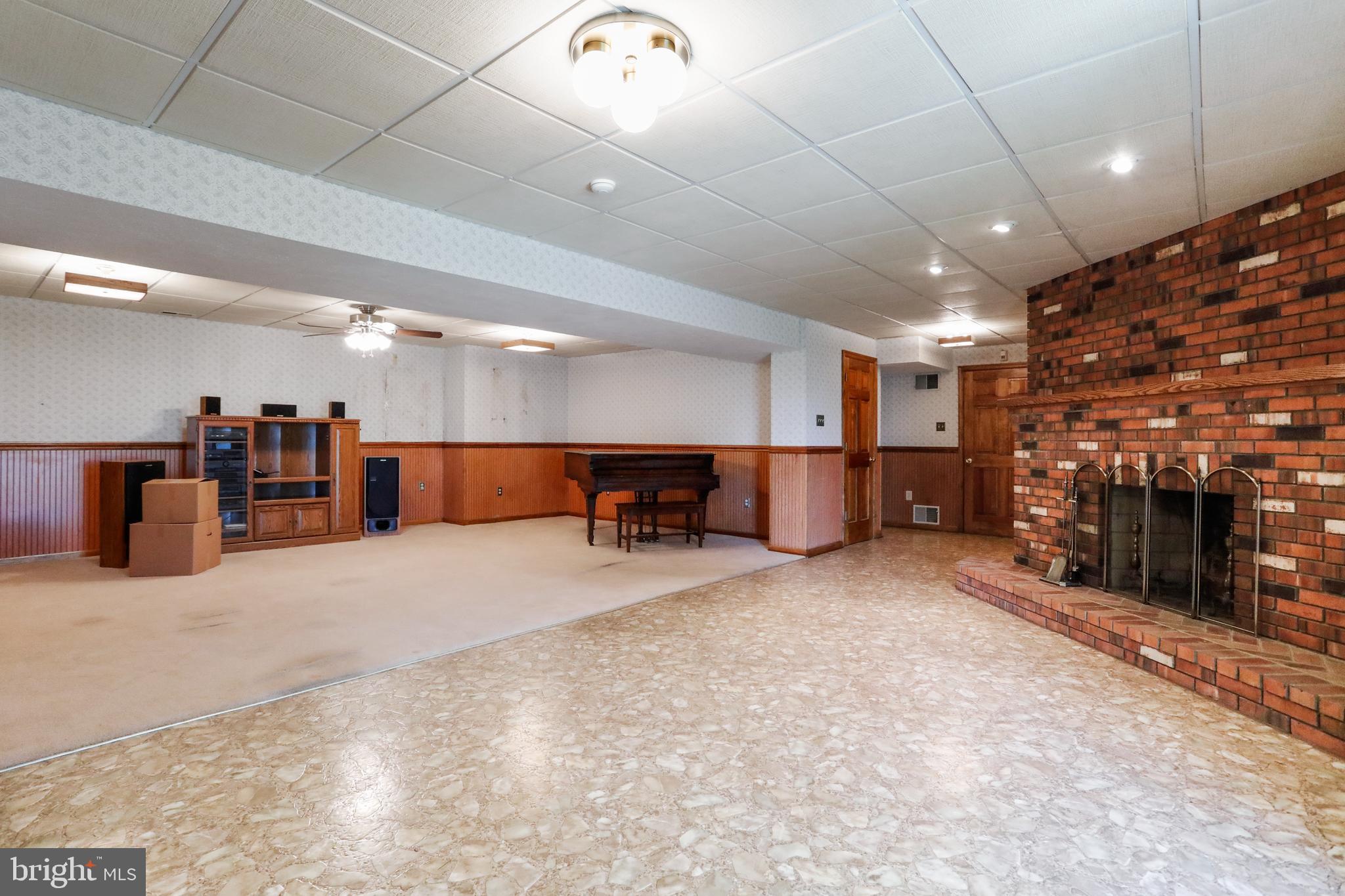 144 Gloucester Road Front Royal, VA 22630 - Photo 31 of 58 Lower level Den