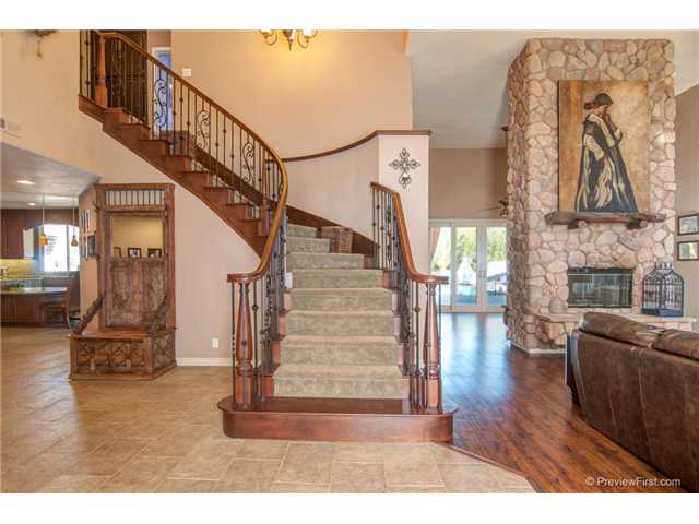 15396 Broad Oaks Road El Cajon, CA 92021 - Photo 2 of 25 Gallery Image 2