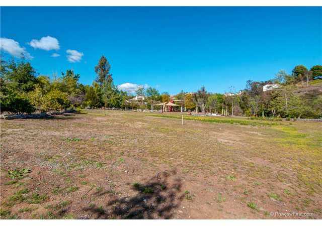 15396 Broad Oaks Road El Cajon, CA 92021 - Photo 23 of 25 HUGE USEABLE SPACE