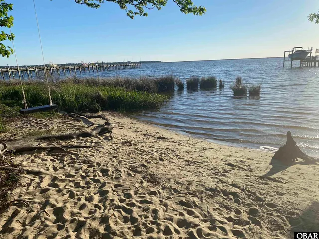 $750,000 | 527 West Eden Street, Kill Devil Hills, NC 27948