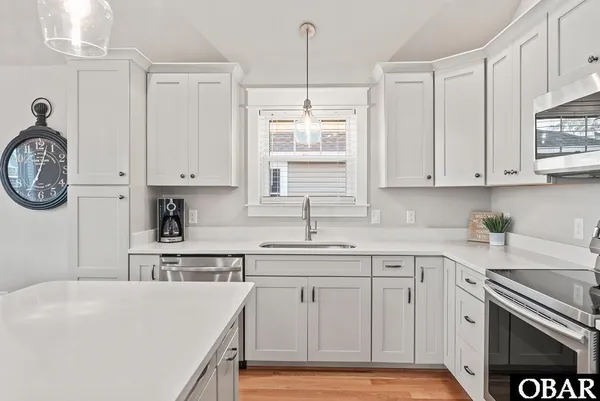 $739,997 | 527 West Eden Street, Kill Devil Hills, NC 27948