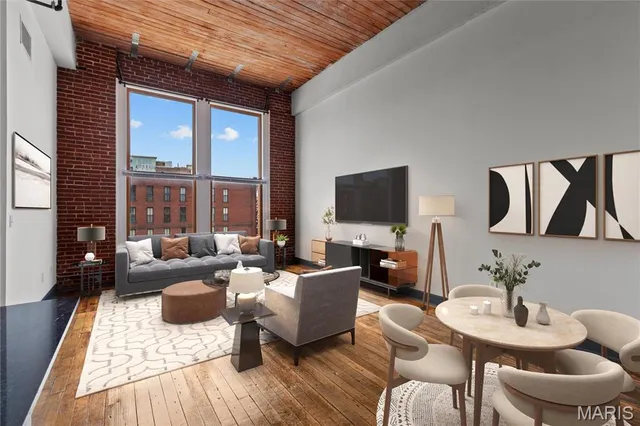 $1,160 | 1000 Washington Avenue, Unit 421, St. Louis, MO 63101