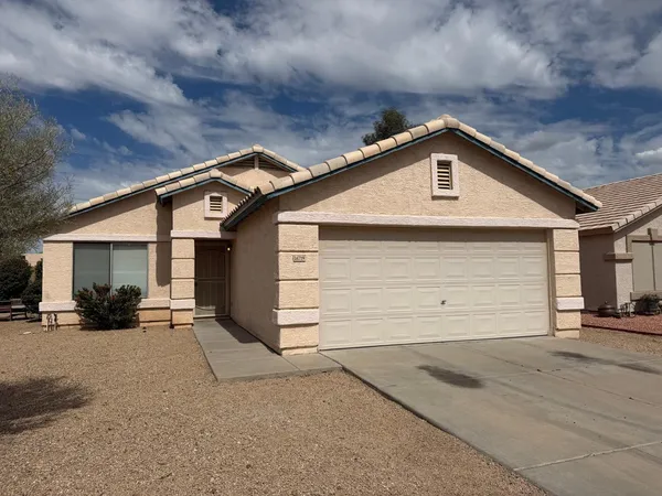 $1,895 | 16719 North 160th Avenue, Surprise, AZ 85374