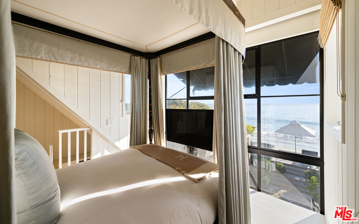 23618 Malibu Colony Road, Unit 56 Malibu, CA 90265 - Photo 15 of 18