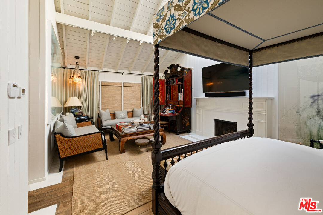 23618 Malibu Colony Road, Unit 56 Malibu, CA 90265 - Photo 9 of 18