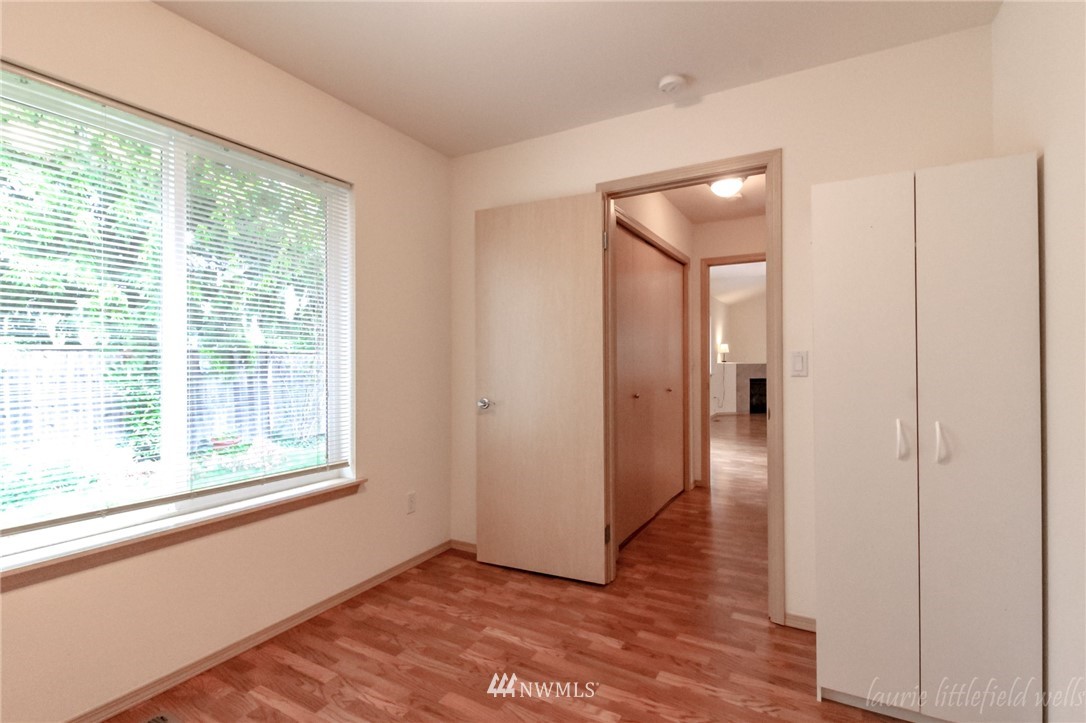 8831 Eagle Point Loop Road Southwest Lakewood, WA 98498 - Photo 12 of 25