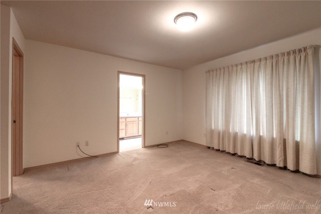 8831 Eagle Point Loop Road Southwest Lakewood, WA 98498 - Photo 16 of 25