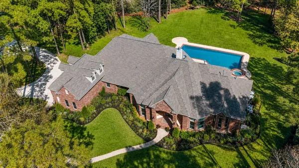 $1,695,000 | 11302 Lake Forest Drive, Conroe, TX 77384