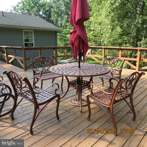 $360,000 | 6 Shady Oak Lane, Kearneysville, WV 25430