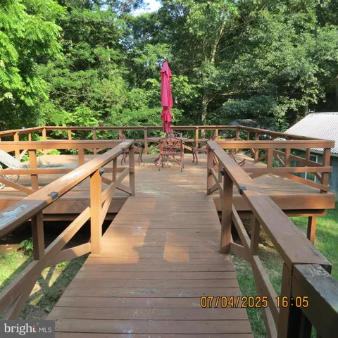 $360,000 | 6 Shady Oak Lane, Kearneysville, WV 25430