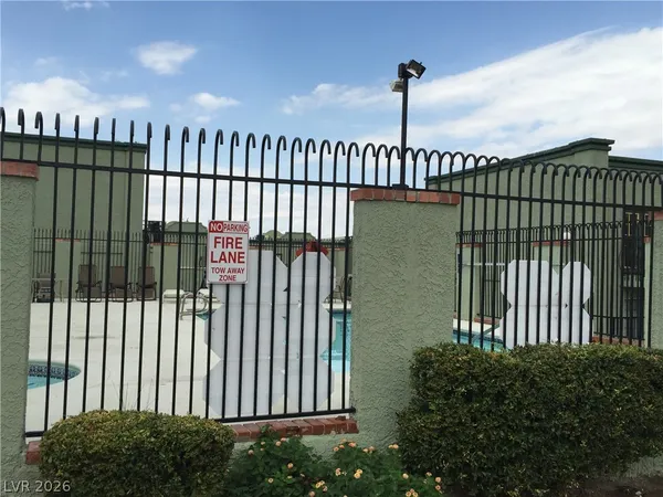 $1,250 | 7030 Burcot Avenue, Unit C105, Las Vegas, NV 89156