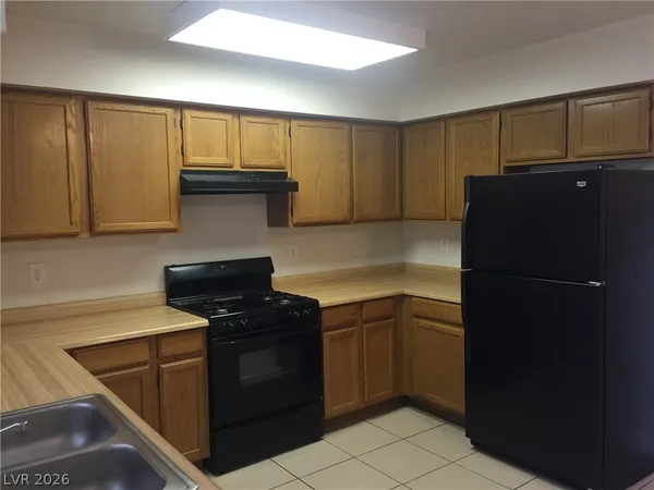 $1,250 | 7030 Burcot Avenue, Unit C105, Las Vegas, NV 89156