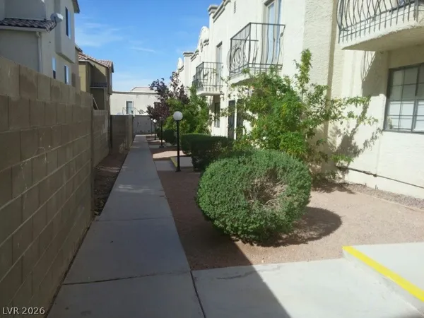 $1,250 | 7030 Burcot Avenue, Unit C105, Las Vegas, NV 89156