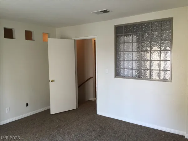 $1,250 | 7030 Burcot Avenue, Unit C105, Las Vegas, NV 89156