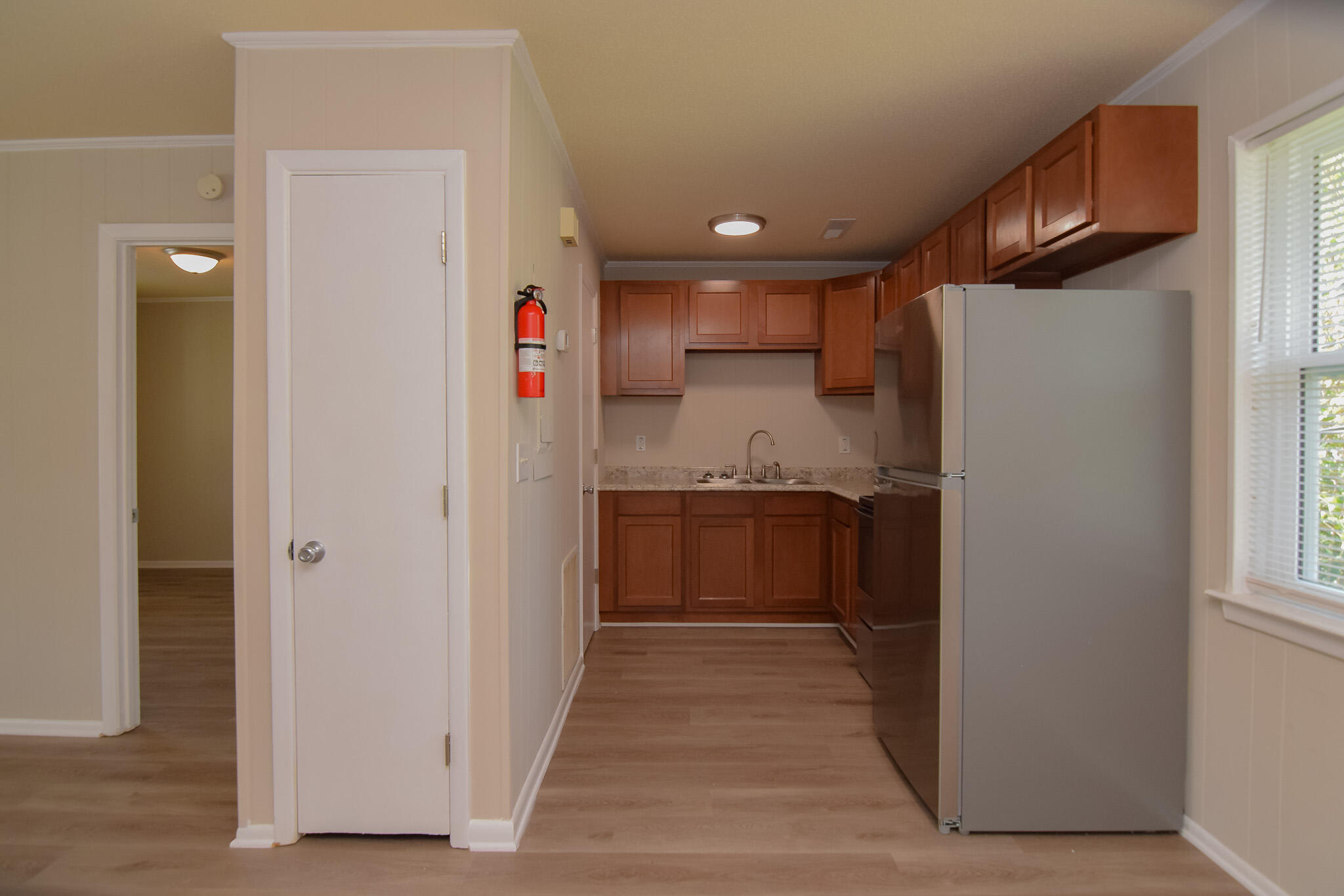 1724 Ashley Hall Road, Unit D Charleston, SC 29407 - Photo 4 of 9 1731 Avalon-15