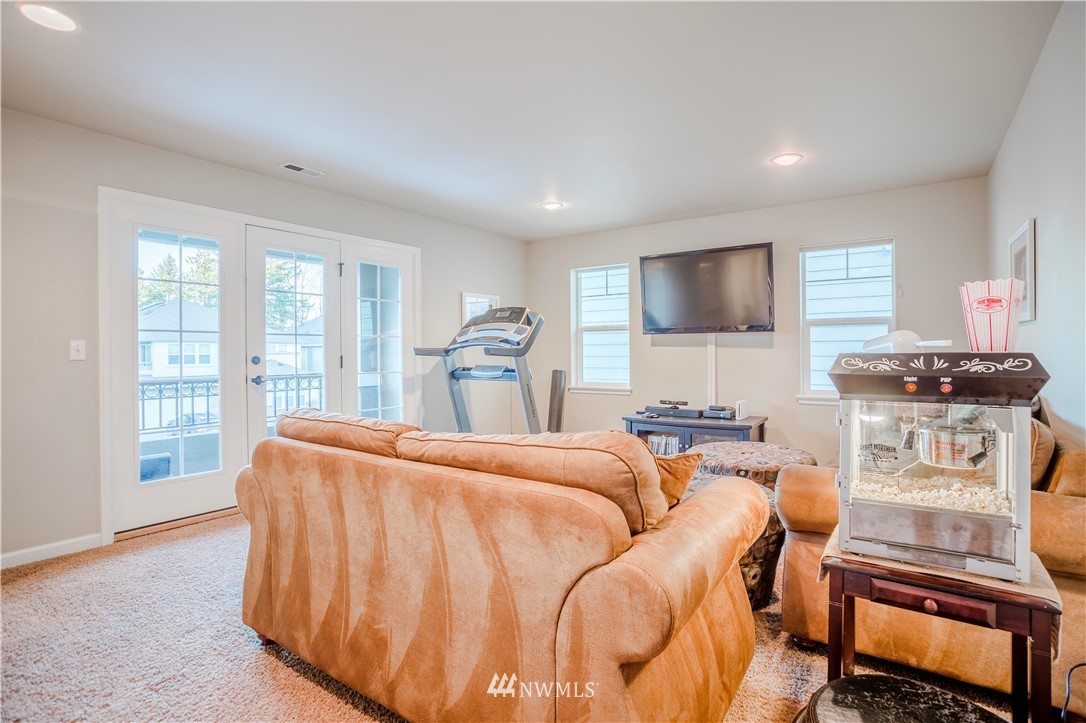 3514 156th Place Southeast Bothell, WA 98012 - Photo 19 of 25 Gallery Image 19