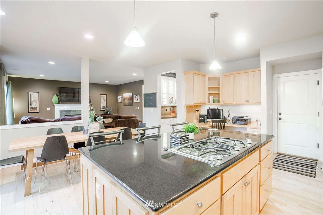 3514 156th Place Southeast Bothell, WA 98012 - Photo 5 of 25 Gallery Image 5