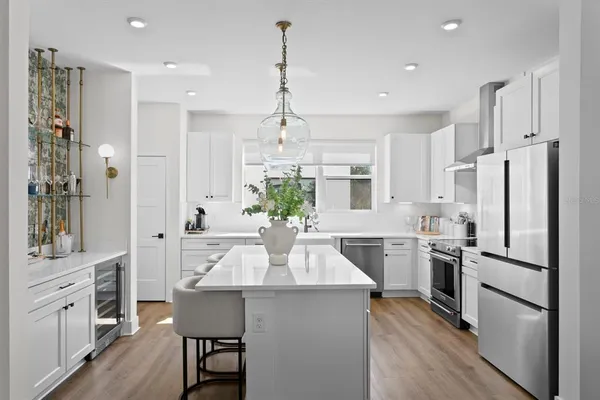 $1,100,000 | 2506 West Cleveland Street, Unit 10, Tampa, FL 33609
