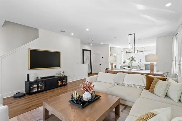 $1,100,000 | 2506 West Cleveland Street, Unit 10, Tampa, FL 33609