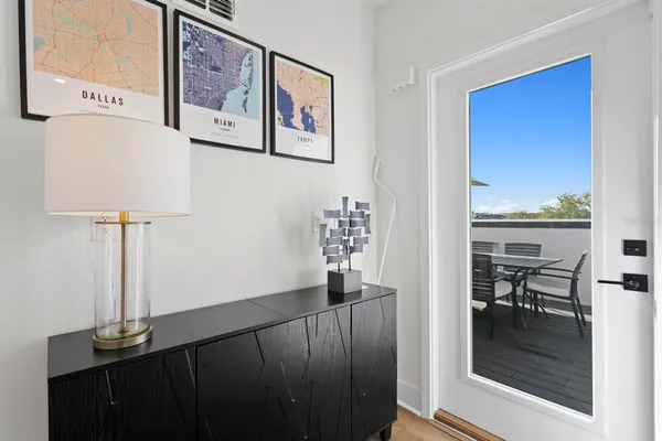 $1,100,000 | 2506 West Cleveland Street, Unit 10, Tampa, FL 33609