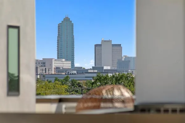 $1,100,000 | 2506 West Cleveland Street, Unit 10, Tampa, FL 33609